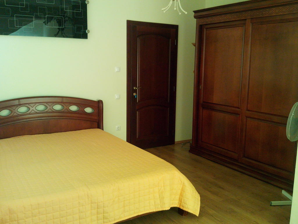 Pensiunea Ruxandra Baile 1 Mai Habitación foto