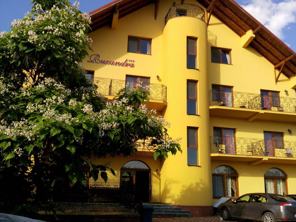 Pensiunea Ruxandra Baile 1 Mai Habitación foto