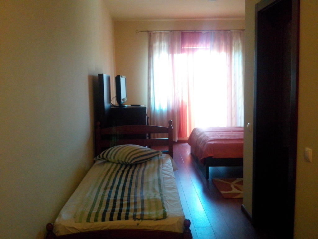 Pensiunea Ruxandra Baile 1 Mai Habitación foto